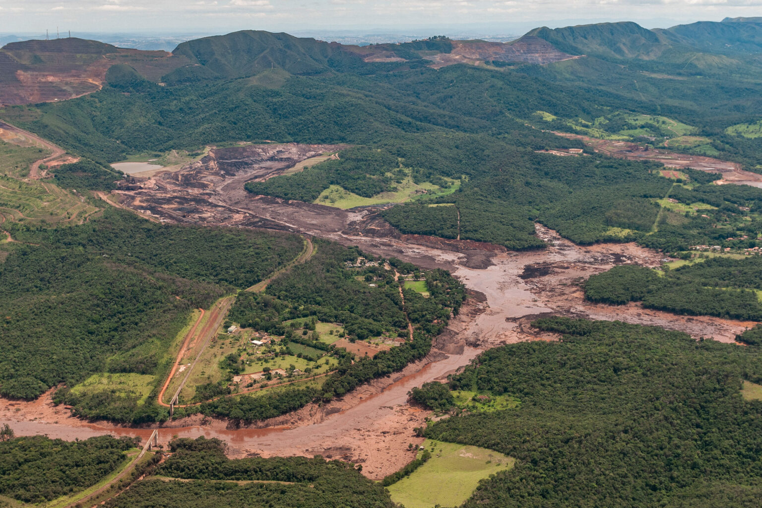 Novos Alertas De Rompimento De Barragens Em Minas Gerais. YOO MAG