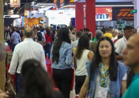 Cayena confirma presença na Fispal food service 2025: o maior evento do setor 