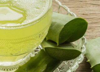 Suco de babosa para desintoxicação e digestão